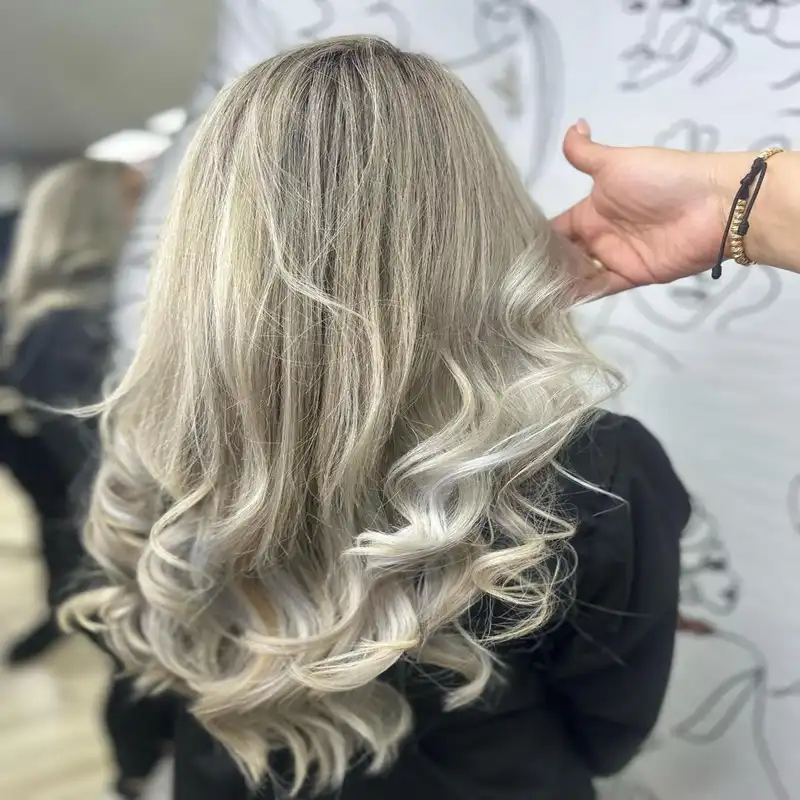 COLOR TINTAS Y BALAYAGE - Imagen 1