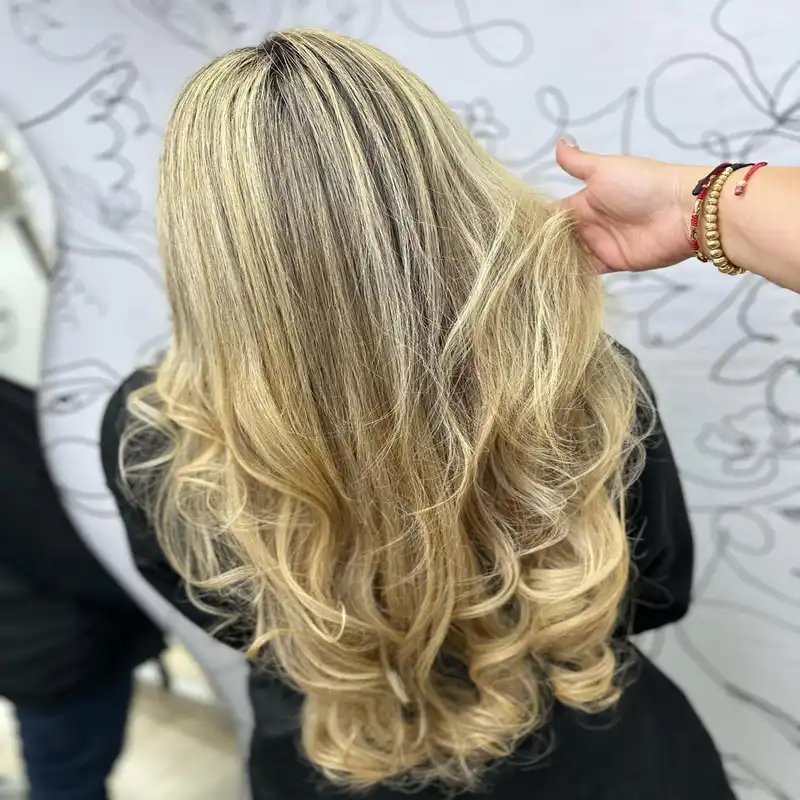 COLOR TINTAS Y BALAYAGE - Imagen 2