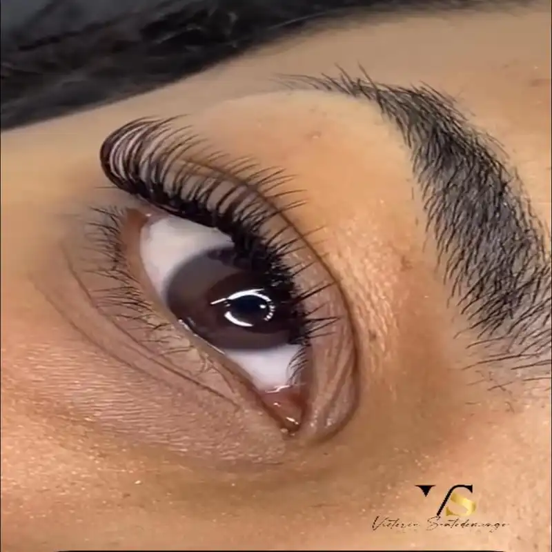 EXTENSIONES DE PESTANAS - Imagen 4